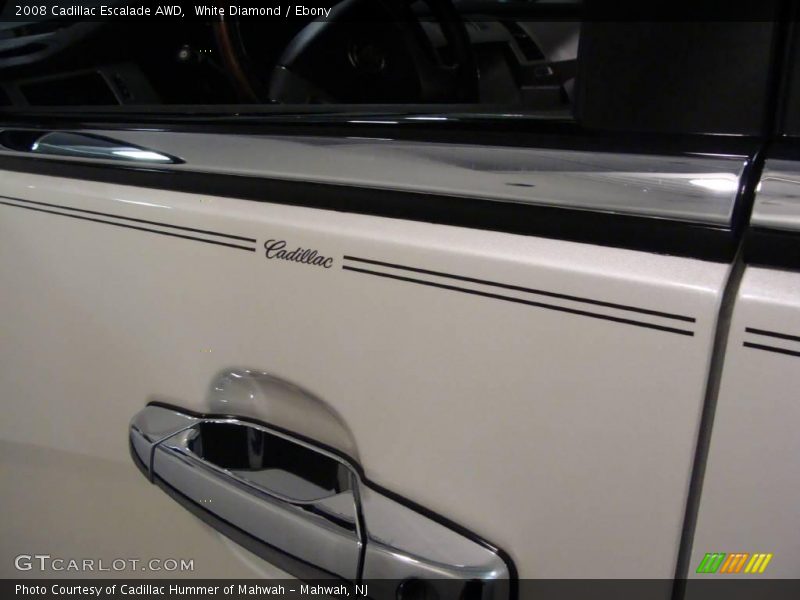 White Diamond / Ebony 2008 Cadillac Escalade AWD