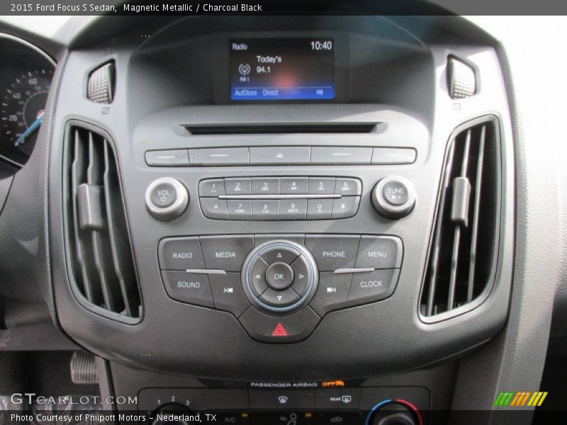 Magnetic Metallic / Charcoal Black 2015 Ford Focus S Sedan
