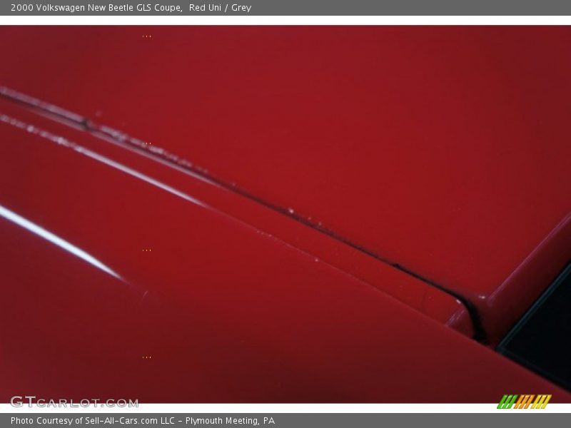 Red Uni / Grey 2000 Volkswagen New Beetle GLS Coupe