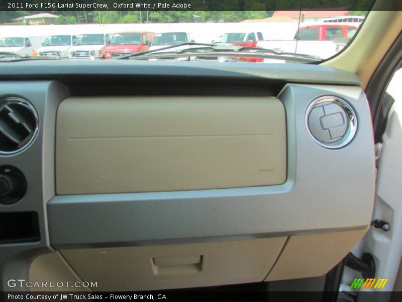 Oxford White / Pale Adobe 2011 Ford F150 Lariat SuperCrew