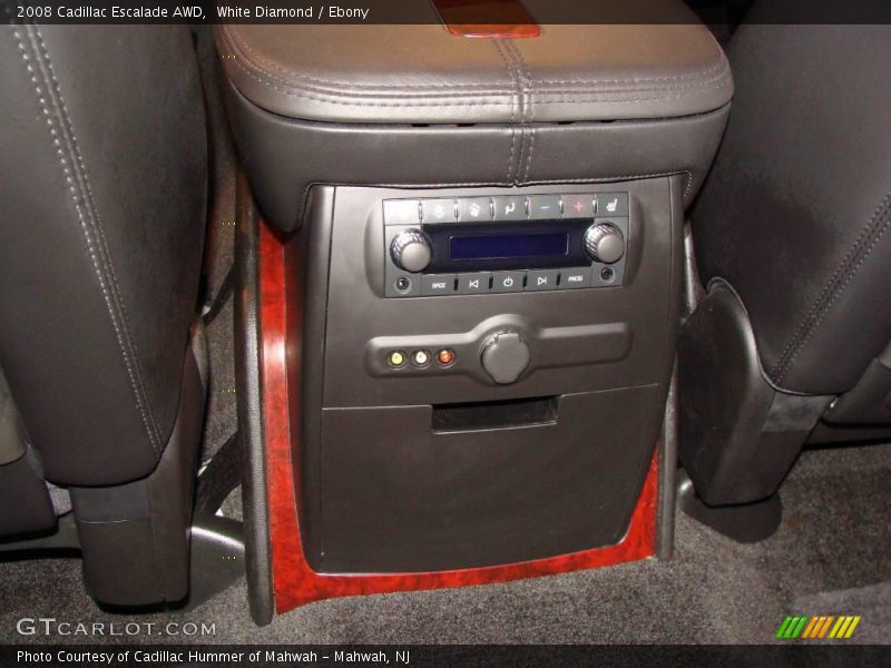 White Diamond / Ebony 2008 Cadillac Escalade AWD