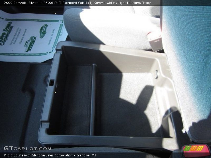 Summit White / Light Titanium/Ebony 2009 Chevrolet Silverado 2500HD LT Extended Cab 4x4