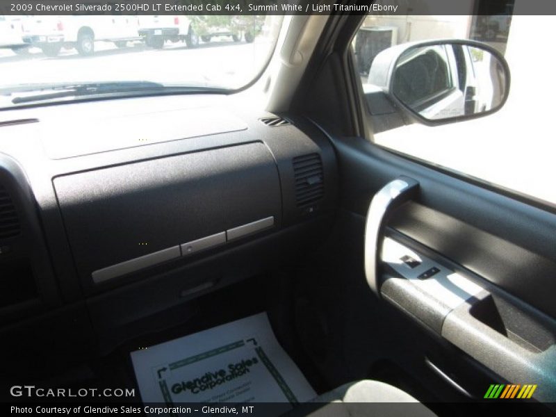 Summit White / Light Titanium/Ebony 2009 Chevrolet Silverado 2500HD LT Extended Cab 4x4