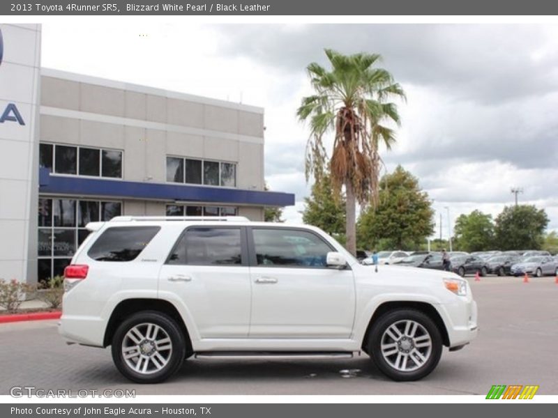 Blizzard White Pearl / Black Leather 2013 Toyota 4Runner SR5