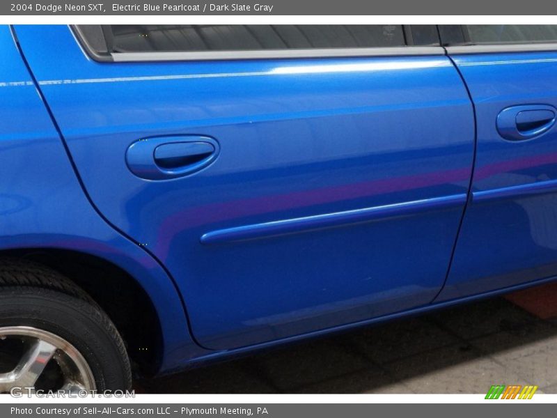 Electric Blue Pearlcoat / Dark Slate Gray 2004 Dodge Neon SXT