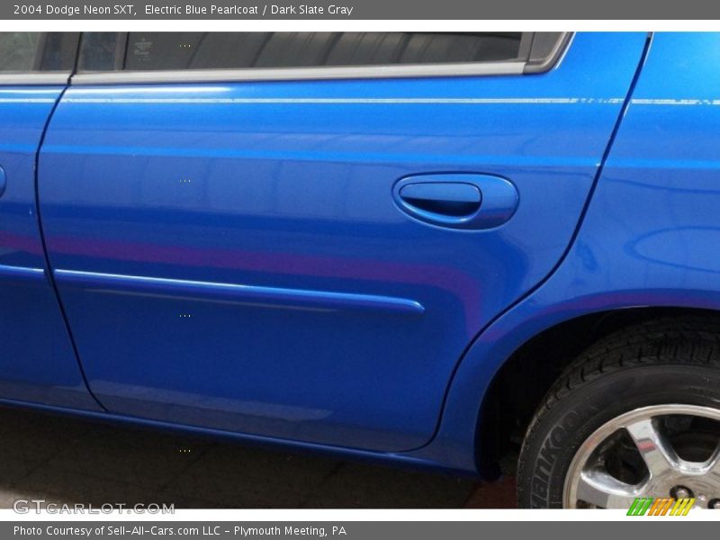 Electric Blue Pearlcoat / Dark Slate Gray 2004 Dodge Neon SXT