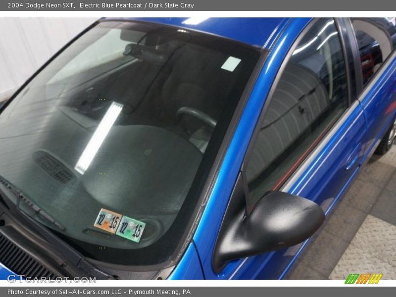 Electric Blue Pearlcoat / Dark Slate Gray 2004 Dodge Neon SXT