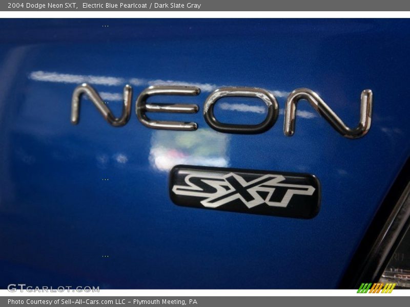 Electric Blue Pearlcoat / Dark Slate Gray 2004 Dodge Neon SXT