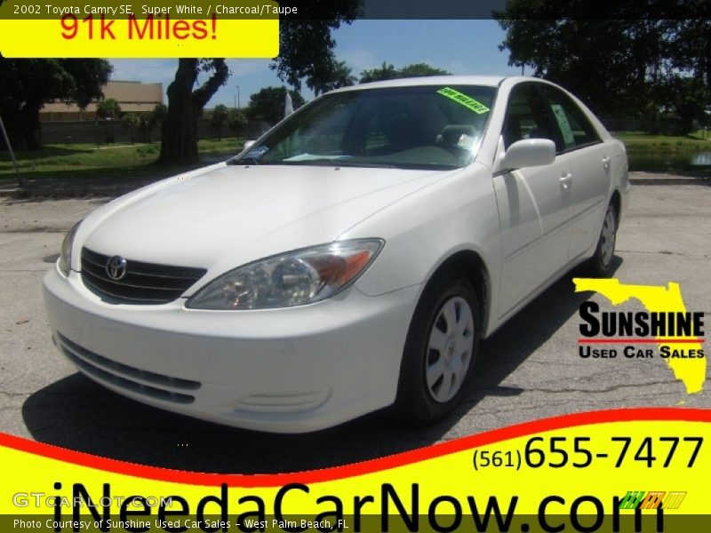 Super White / Charcoal/Taupe 2002 Toyota Camry SE