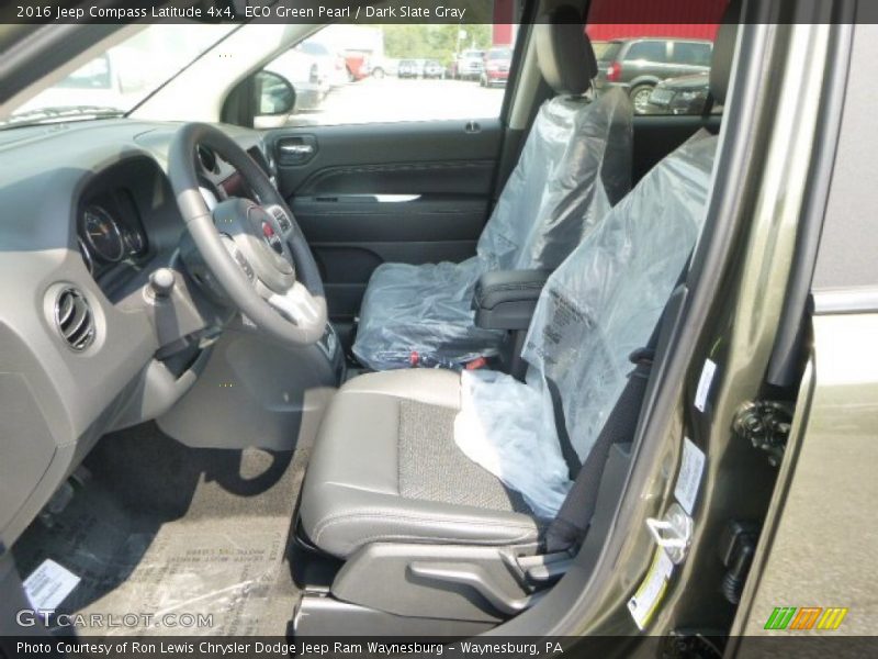 ECO Green Pearl / Dark Slate Gray 2016 Jeep Compass Latitude 4x4