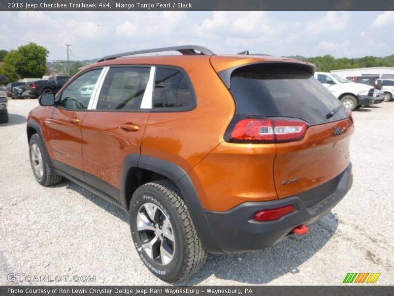 Mango Tango Pearl / Black 2016 Jeep Cherokee Trailhawk 4x4