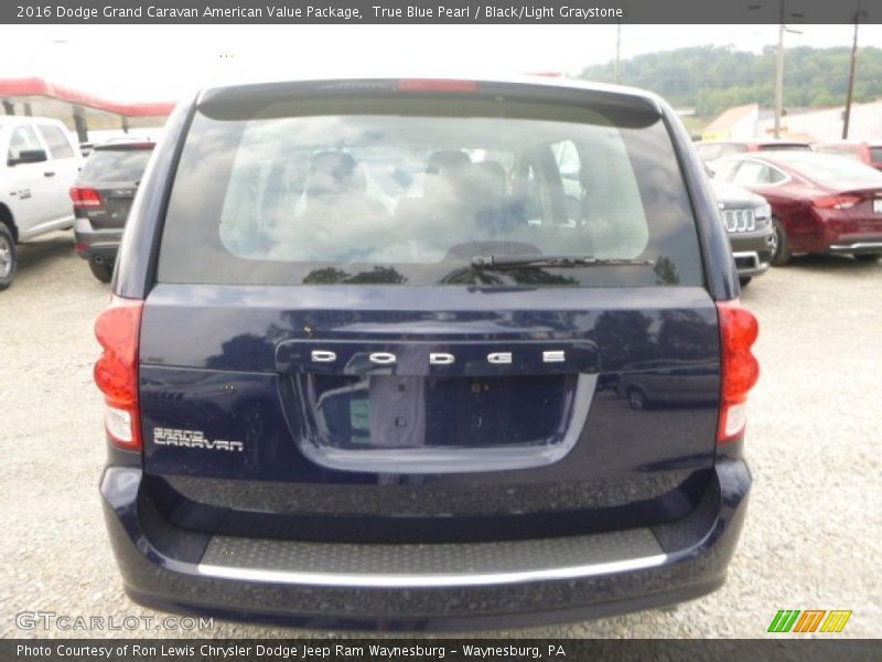 True Blue Pearl / Black/Light Graystone 2016 Dodge Grand Caravan American Value Package