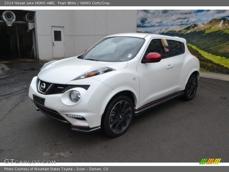 Pearl White / NISMO Cloth/Gray 2014 Nissan Juke NISMO AWD