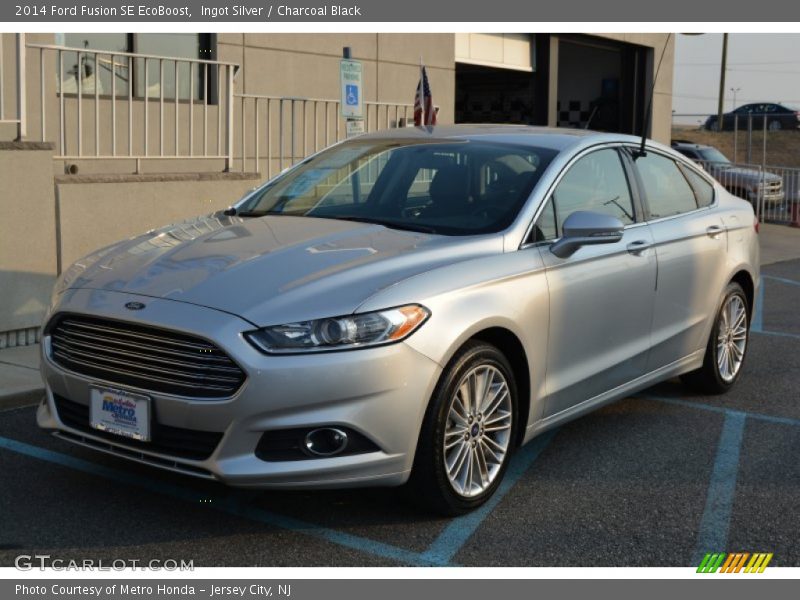 Ingot Silver / Charcoal Black 2014 Ford Fusion SE EcoBoost