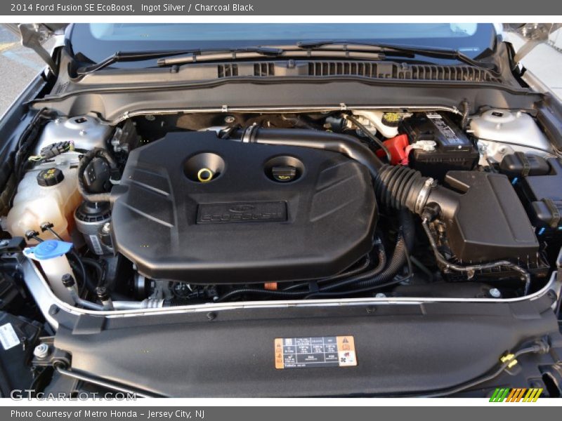 Ingot Silver / Charcoal Black 2014 Ford Fusion SE EcoBoost