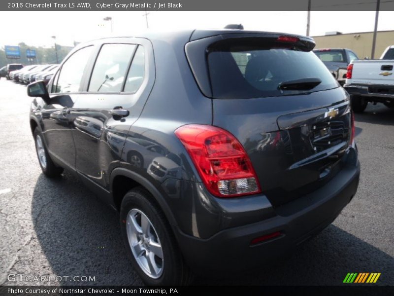 Cyber Gray Metallic / Jet Black 2016 Chevrolet Trax LS AWD
