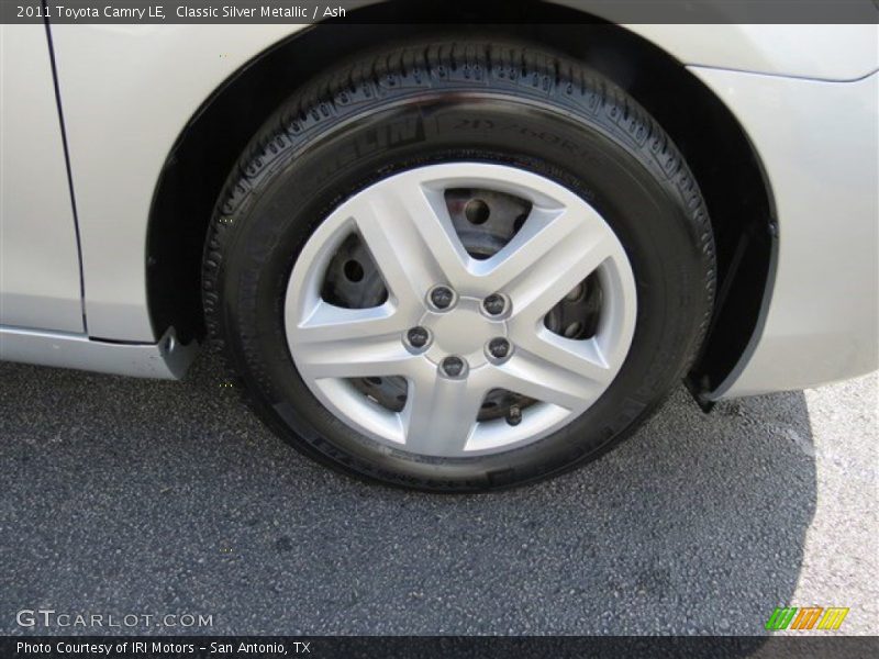 Classic Silver Metallic / Ash 2011 Toyota Camry LE