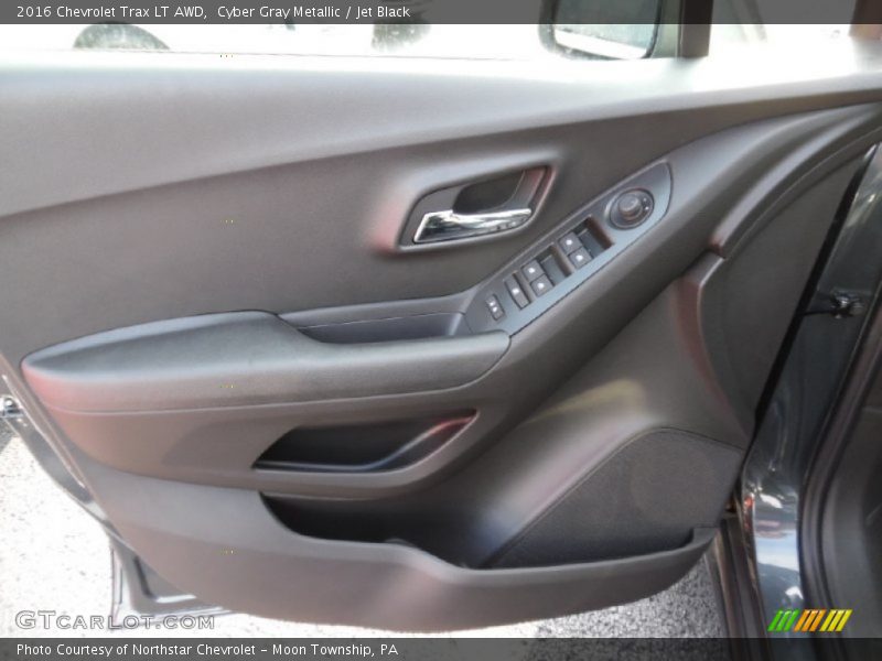 Cyber Gray Metallic / Jet Black 2016 Chevrolet Trax LT AWD
