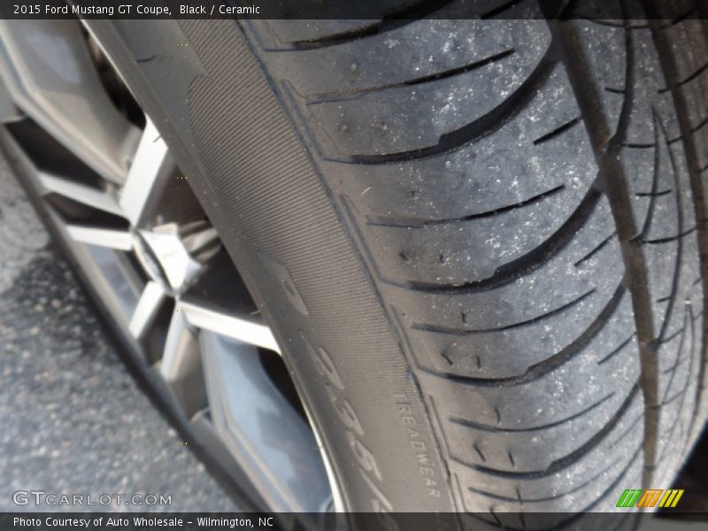 Black / Ceramic 2015 Ford Mustang GT Coupe