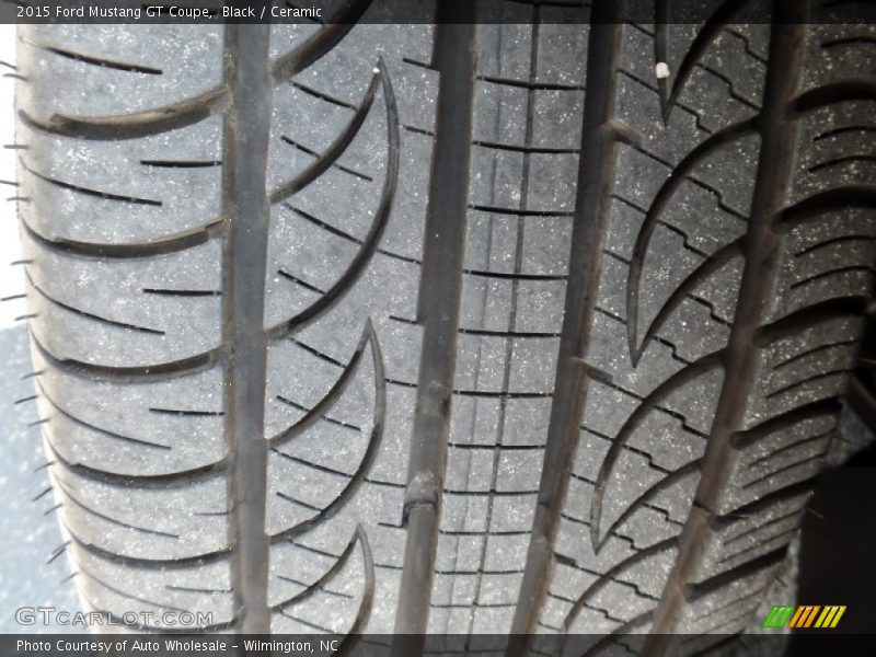 Black / Ceramic 2015 Ford Mustang GT Coupe
