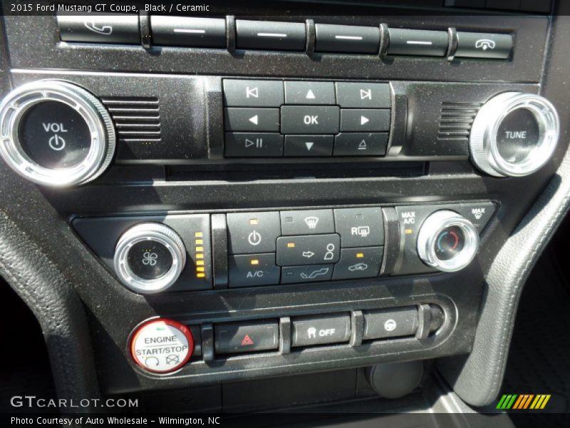 Black / Ceramic 2015 Ford Mustang GT Coupe
