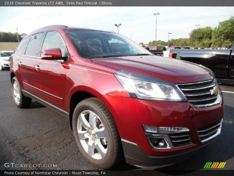 Front 3/4 View of 2016 Traverse LTZ AWD