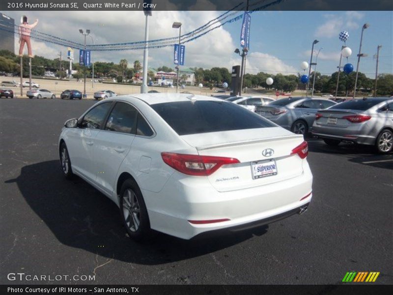Quartz White Pearl / Gray 2016 Hyundai Sonata SE