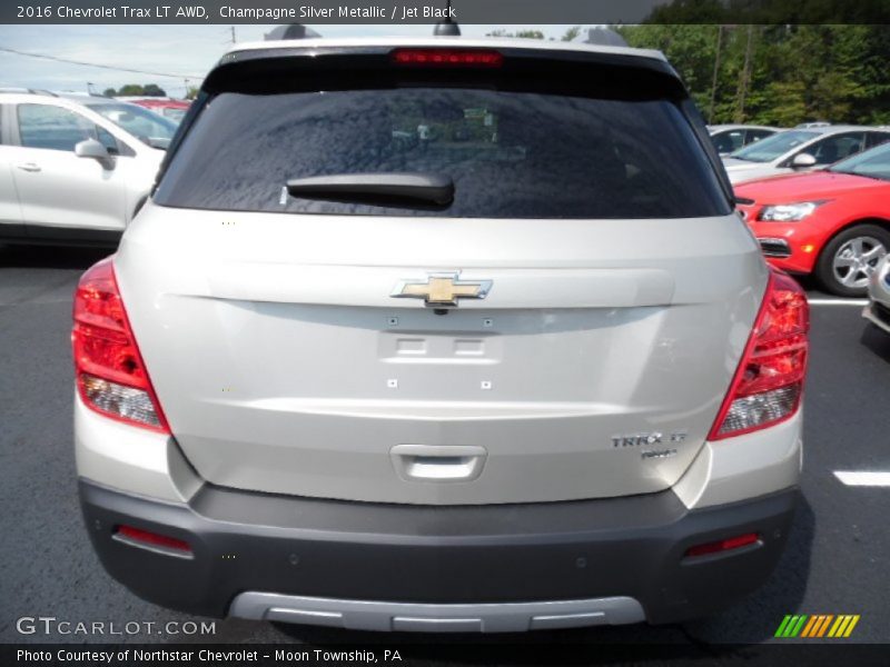 Champagne Silver Metallic / Jet Black 2016 Chevrolet Trax LT AWD