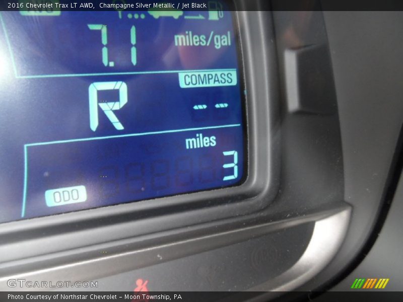 Champagne Silver Metallic / Jet Black 2016 Chevrolet Trax LT AWD