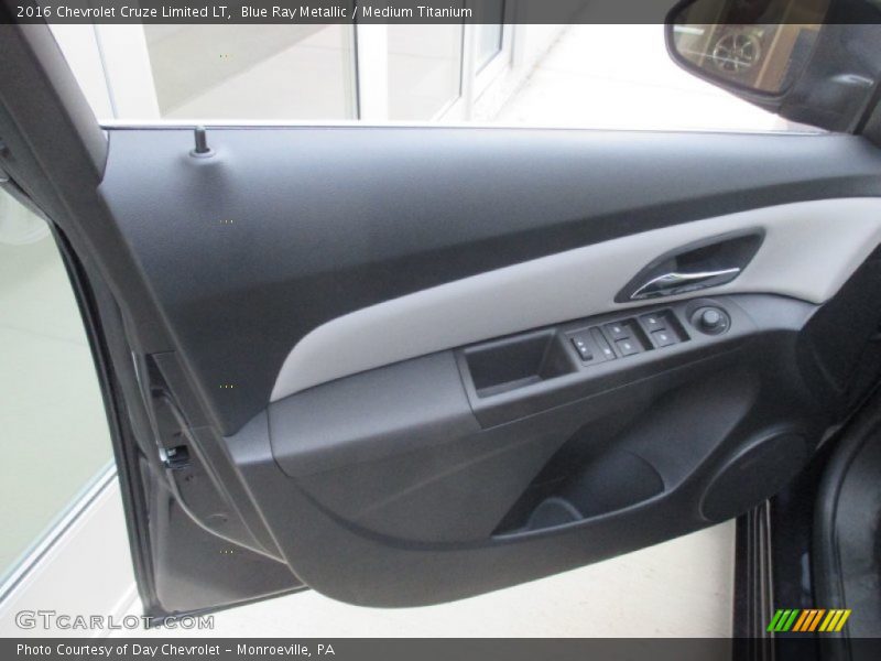 Blue Ray Metallic / Medium Titanium 2016 Chevrolet Cruze Limited LT