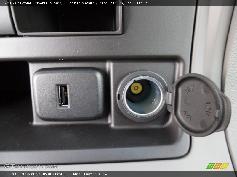 Tungsten Metallic / Dark Titanium/Light Titanium 2016 Chevrolet Traverse LS AWD