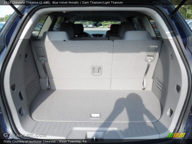 Blue Velvet Metallic / Dark Titanium/Light Titanium 2016 Chevrolet Traverse LS AWD