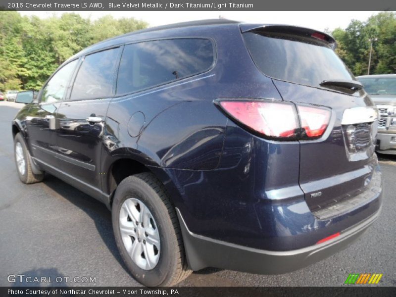 Blue Velvet Metallic / Dark Titanium/Light Titanium 2016 Chevrolet Traverse LS AWD