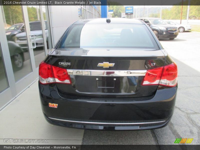 Black Granite Metallic / Jet Black 2016 Chevrolet Cruze Limited LT