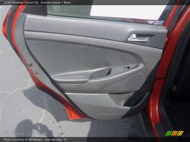 Sedona Sunset / Black 2016 Hyundai Tucson SE