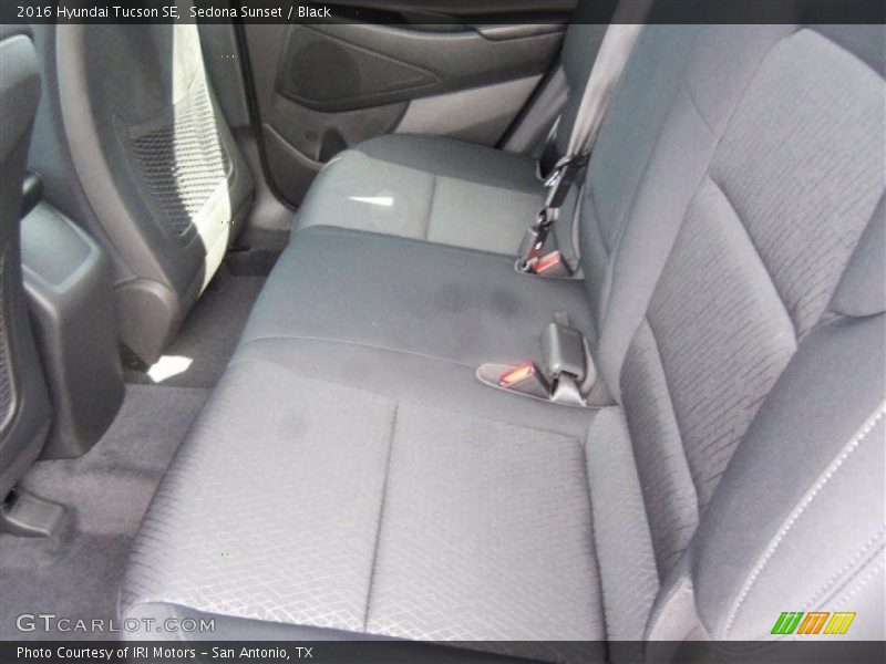 Sedona Sunset / Black 2016 Hyundai Tucson SE