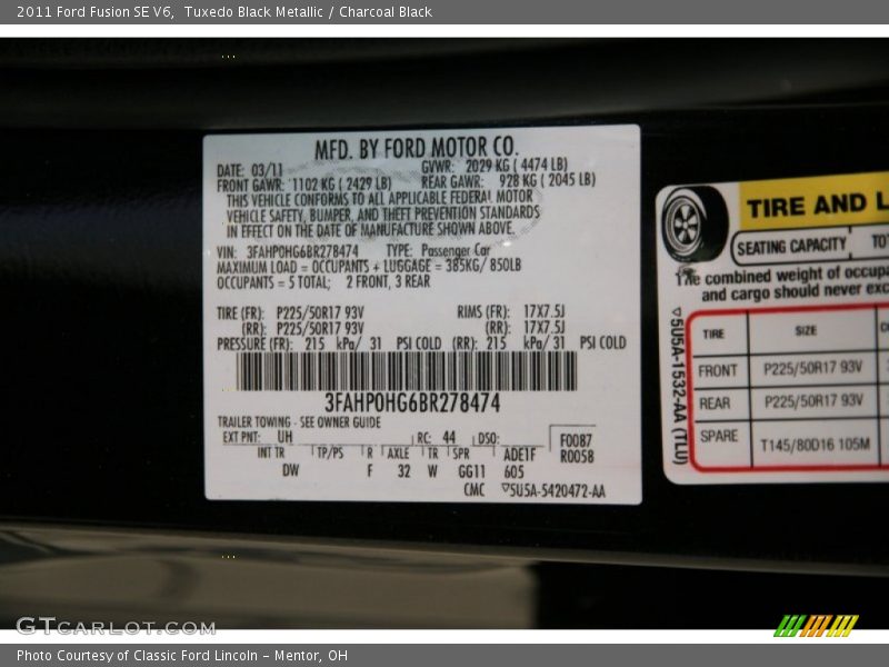 Tuxedo Black Metallic / Charcoal Black 2011 Ford Fusion SE V6