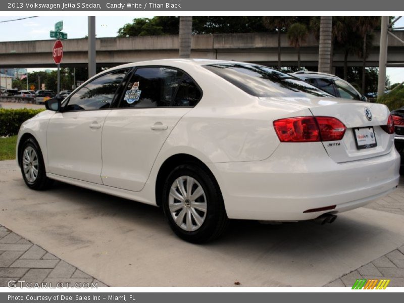 Candy White / Titan Black 2013 Volkswagen Jetta S Sedan