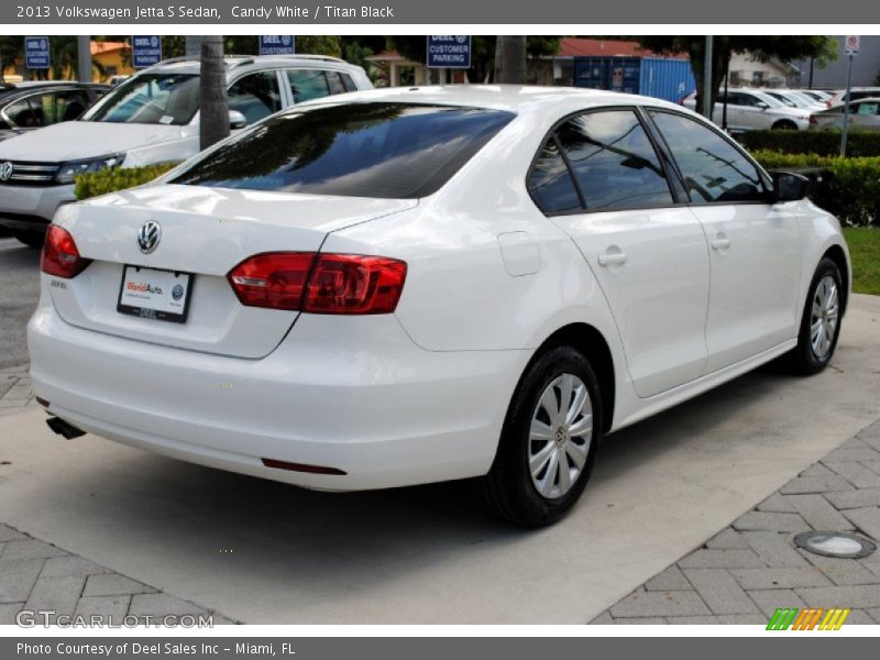 Candy White / Titan Black 2013 Volkswagen Jetta S Sedan