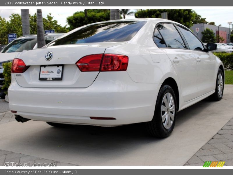 Candy White / Titan Black 2013 Volkswagen Jetta S Sedan