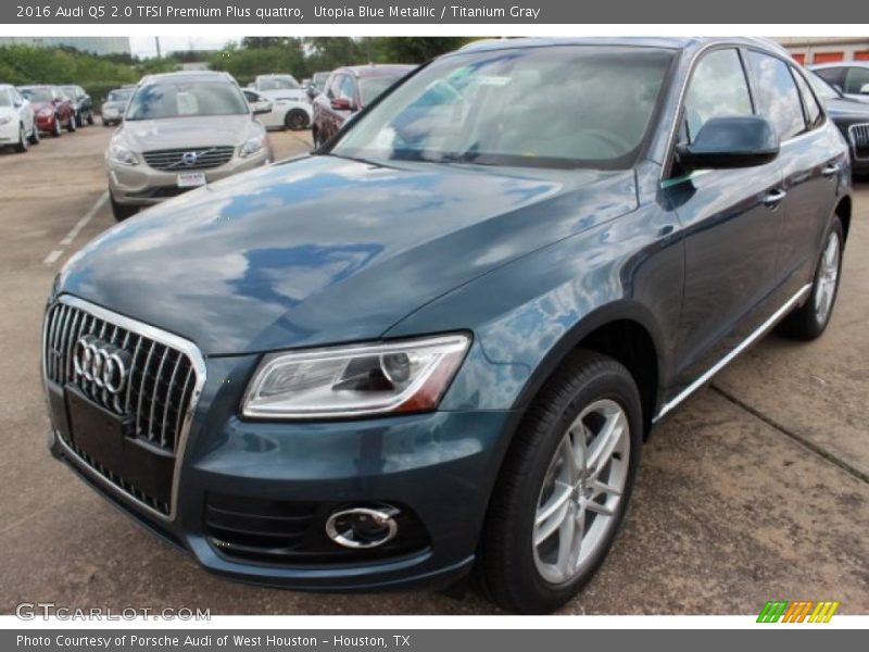 Front 3/4 View of 2016 Q5 2.0 TFSI Premium Plus quattro