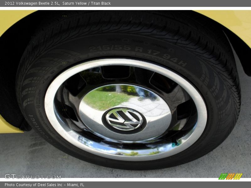 Saturn Yellow / Titan Black 2012 Volkswagen Beetle 2.5L