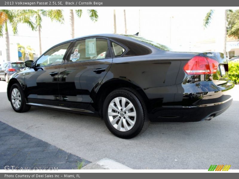 Black / Cornsilk Beige 2013 Volkswagen Passat 2.5L SE