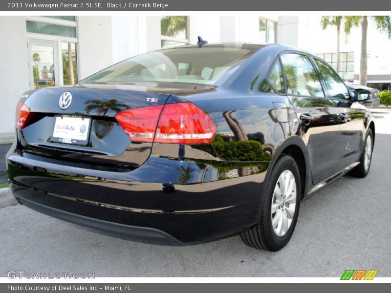 Black / Cornsilk Beige 2013 Volkswagen Passat 2.5L SE