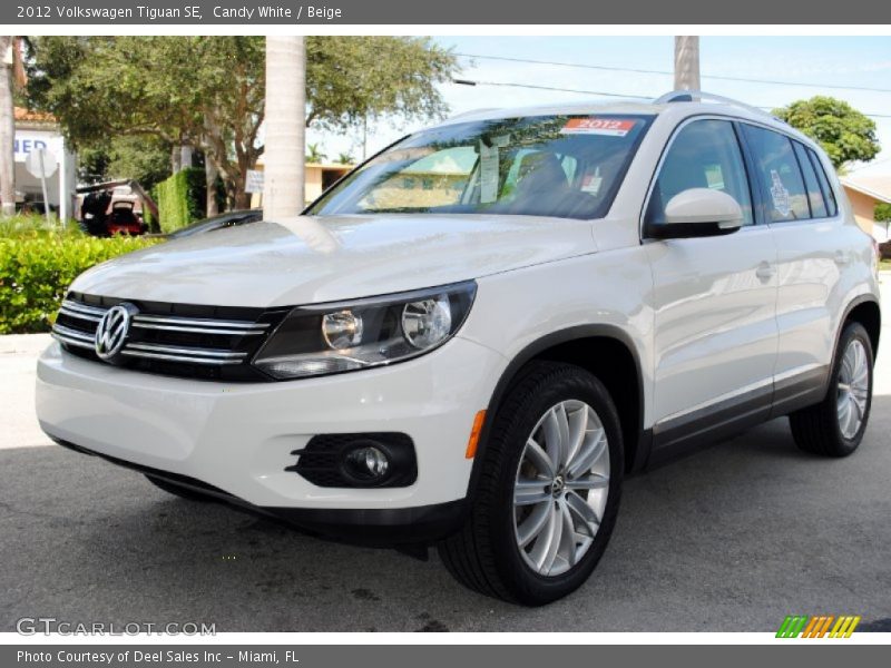 Candy White / Beige 2012 Volkswagen Tiguan SE