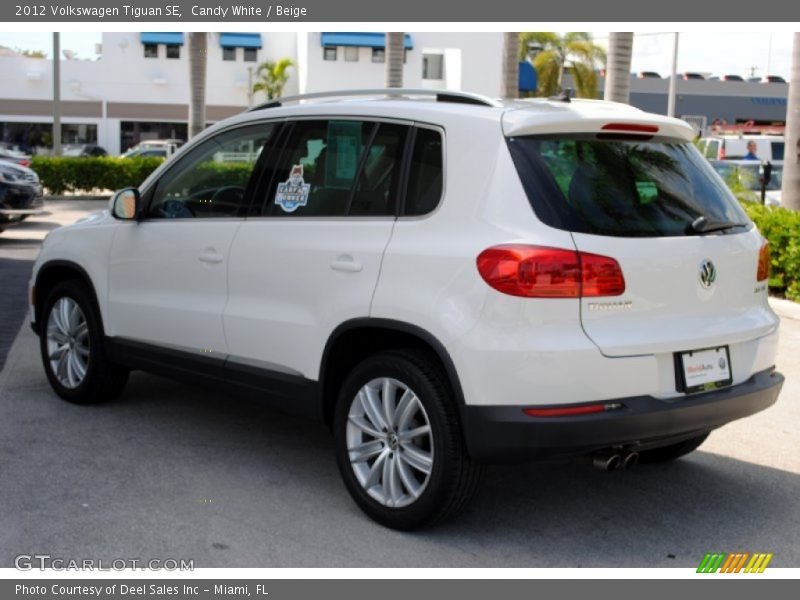 Candy White / Beige 2012 Volkswagen Tiguan SE