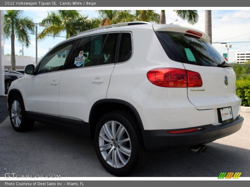 Candy White / Beige 2012 Volkswagen Tiguan SE
