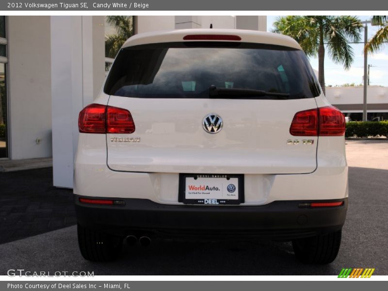 Candy White / Beige 2012 Volkswagen Tiguan SE