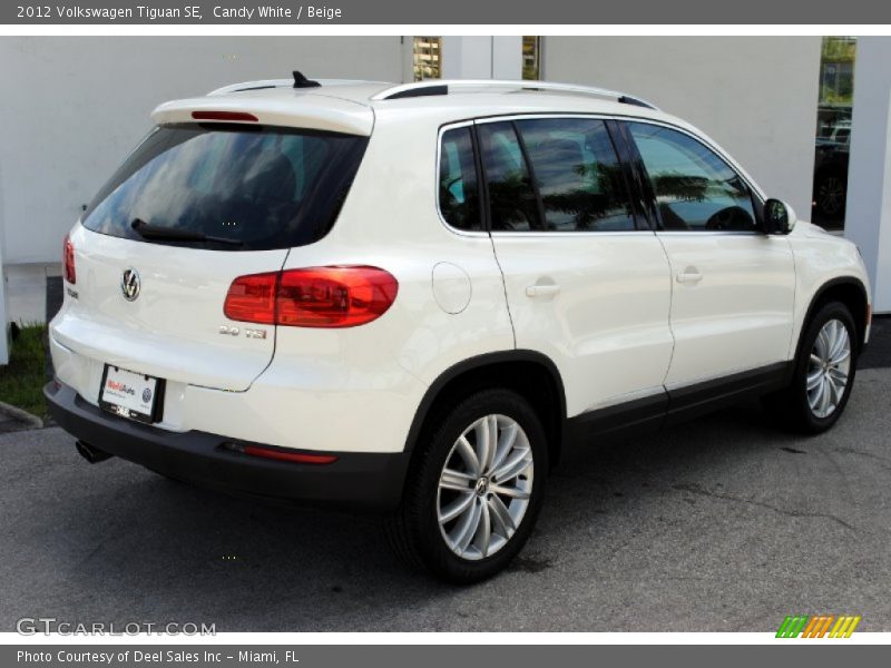 Candy White / Beige 2012 Volkswagen Tiguan SE