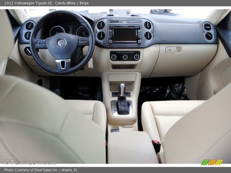 Candy White / Beige 2012 Volkswagen Tiguan SE